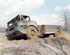 Caterpillar M520 Goer