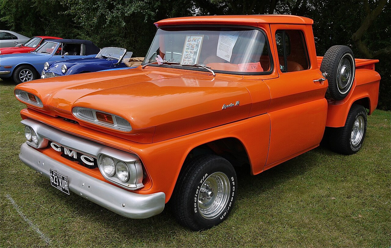 Chevrolet APACHE 10