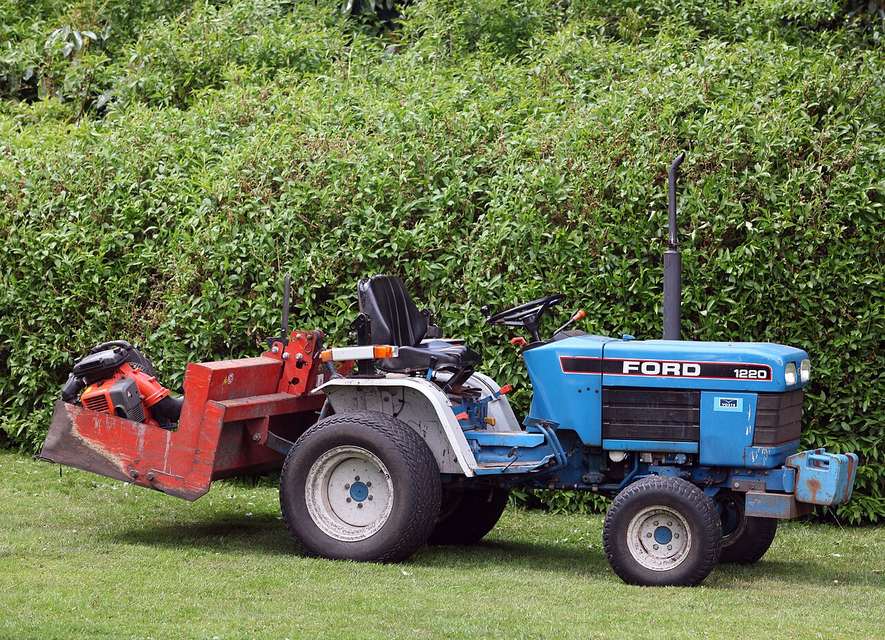 Ford 1220