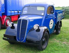 Ford E83W