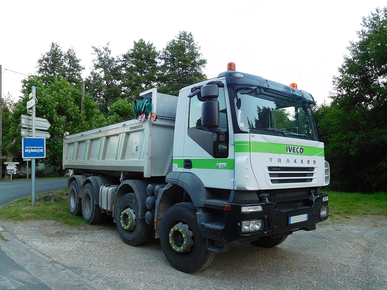 Iveco TRAKKER, 410