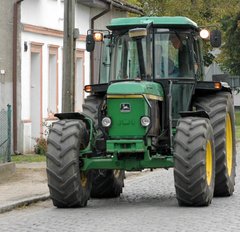 John Deere 3650