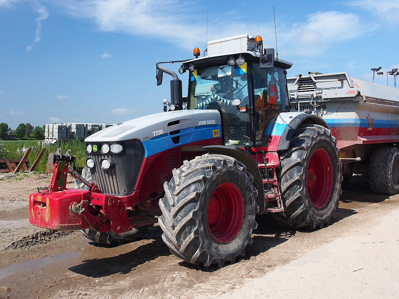 John Deere 7730