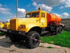 Kraz KrAZ-255