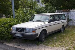 Volvo 245