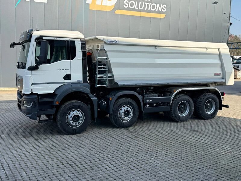 Truck MAN TGA 41.400 8X4 BB