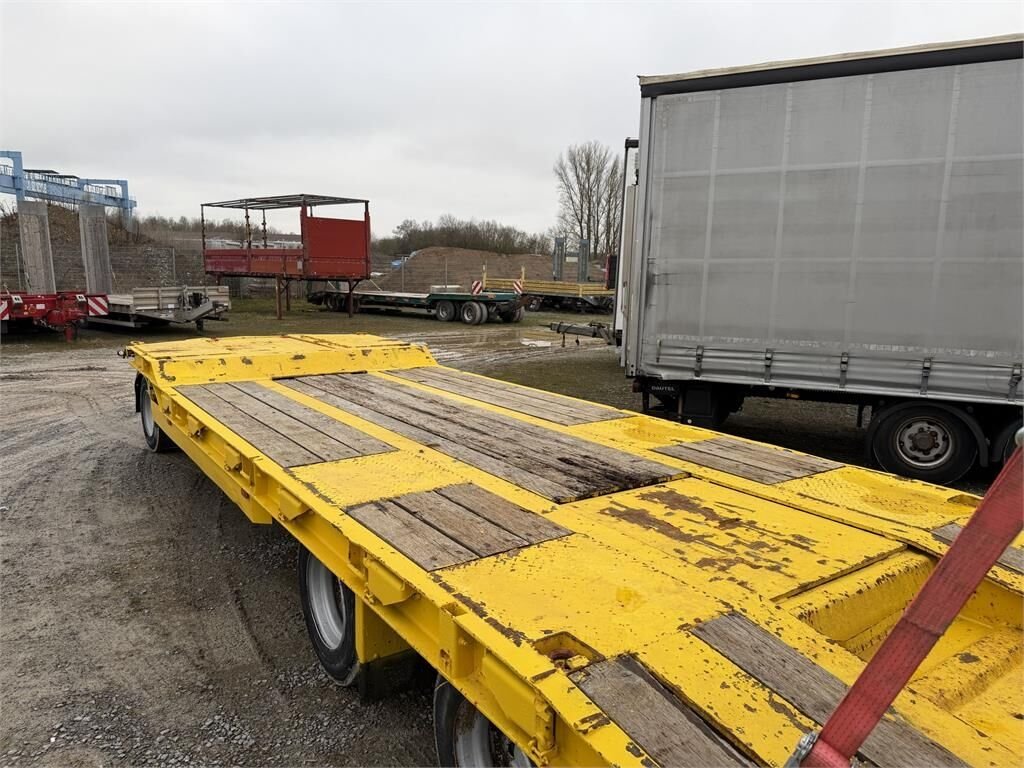 Trailer Schwarzmuller TV 30/100