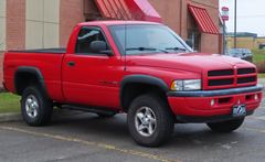 Dodge RAM 1500 SPORT 4X4