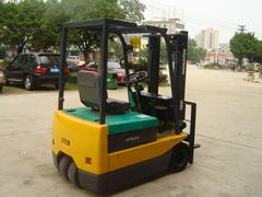 Komatsu FB-15-M-12