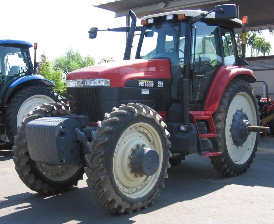 Tractor Buhler Versatile 2180 Genesis II