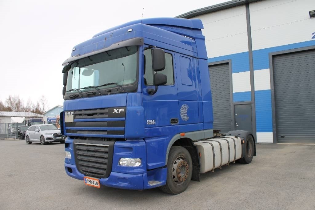 Truck DAF FAXF105