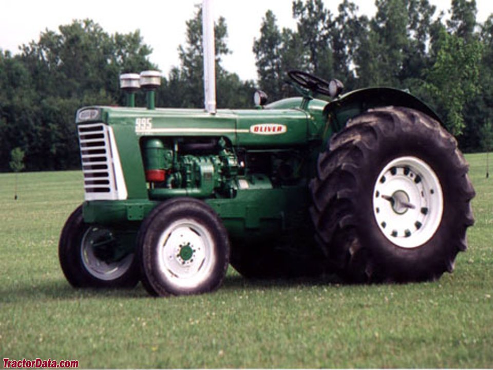 Tractor Oliver 995 LUGMATIC