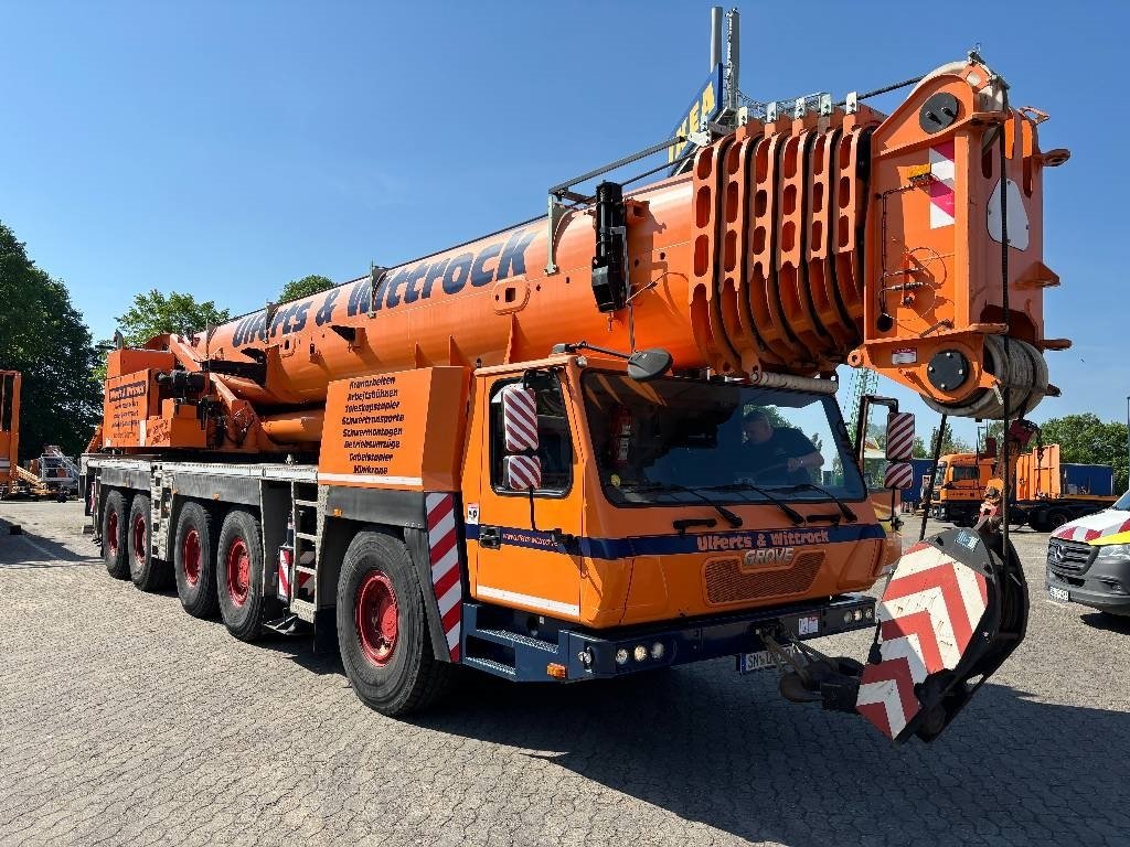 Mobile crane Grove GMK 5220