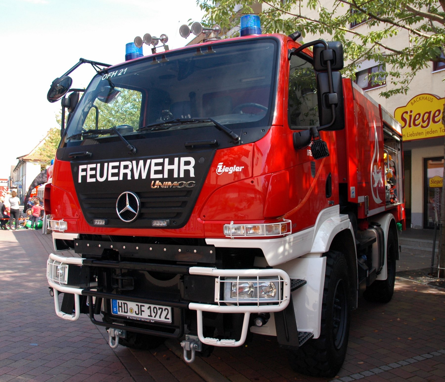 Truck Mercedes Benz UNIMOG U20