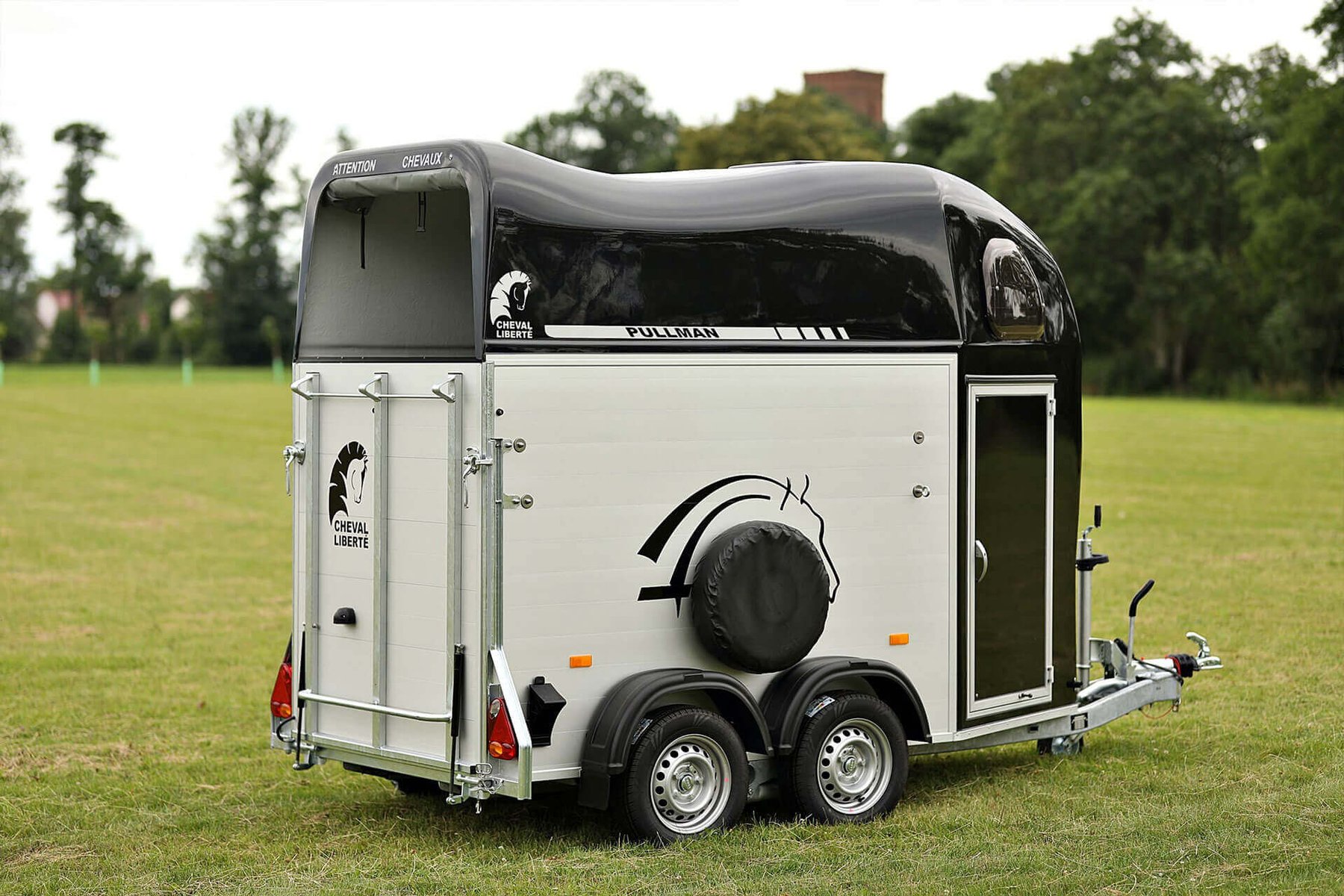 Cheval Liberte GOLD