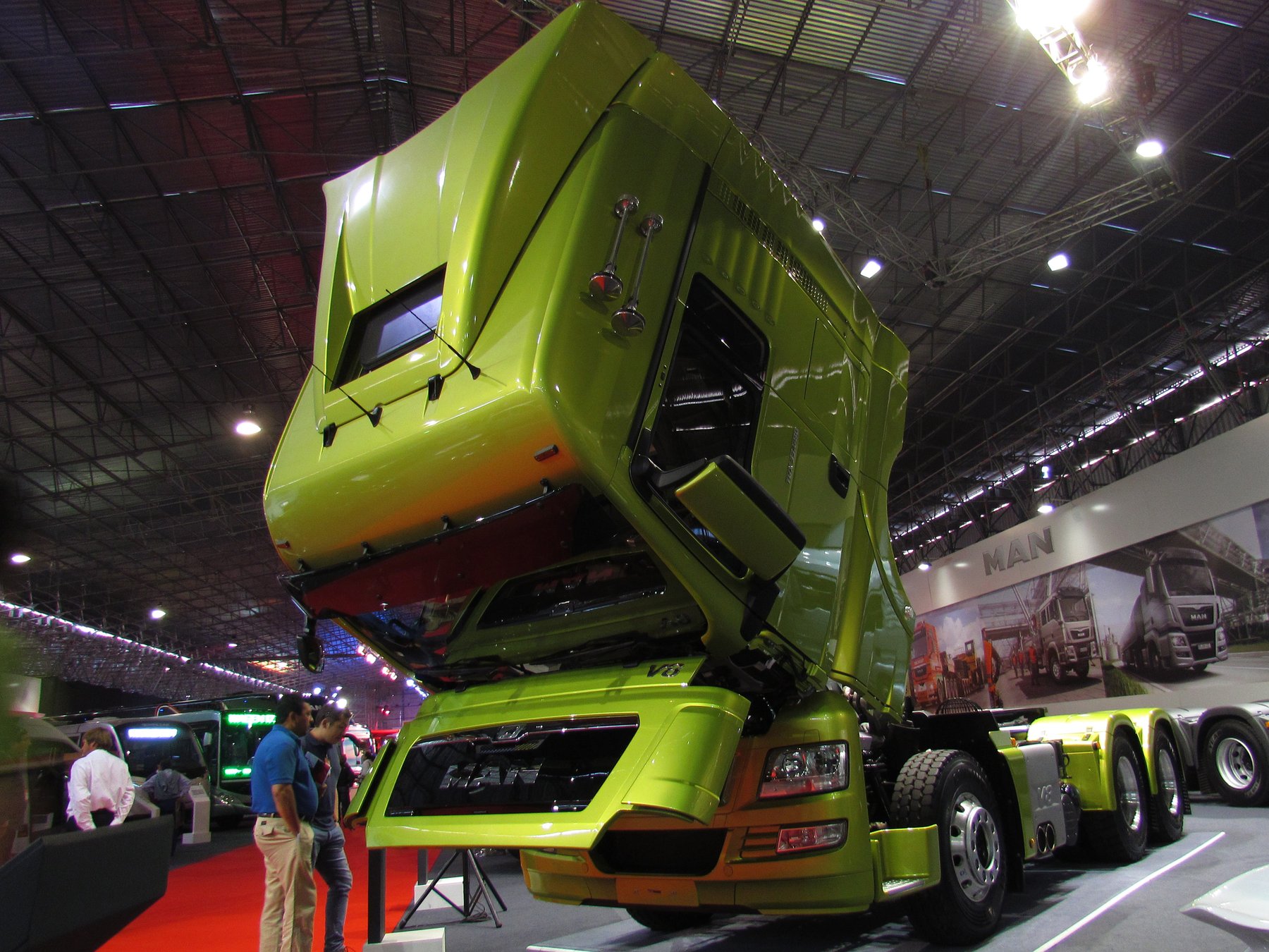 Truck MAN TGX 33.680