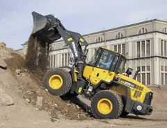 Komatsu WA200-6