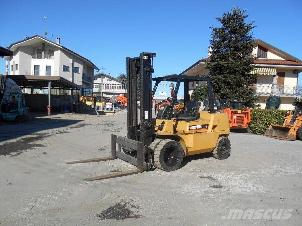 Caterpillar DP40KL