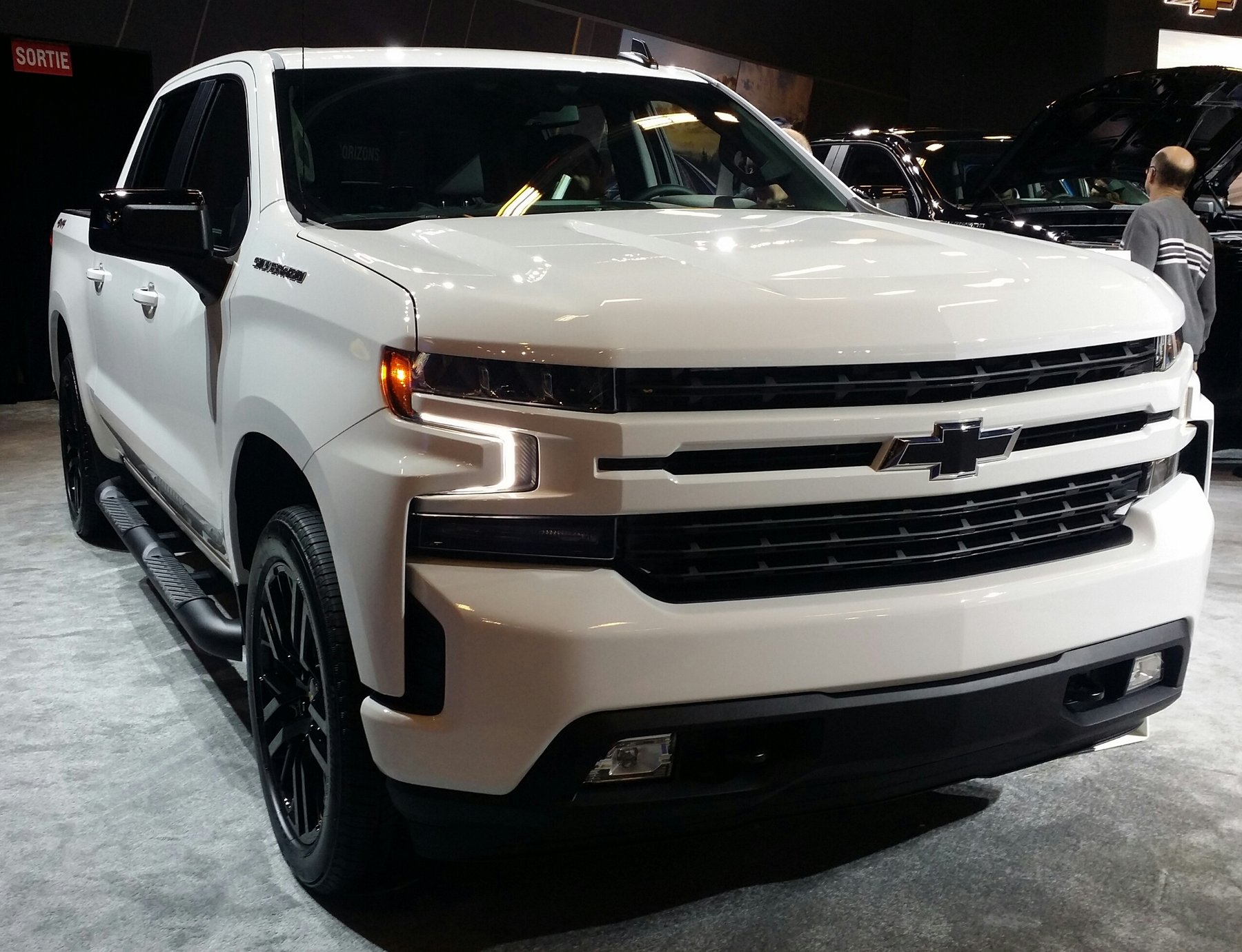 Van Chevrolet SIKVERADO