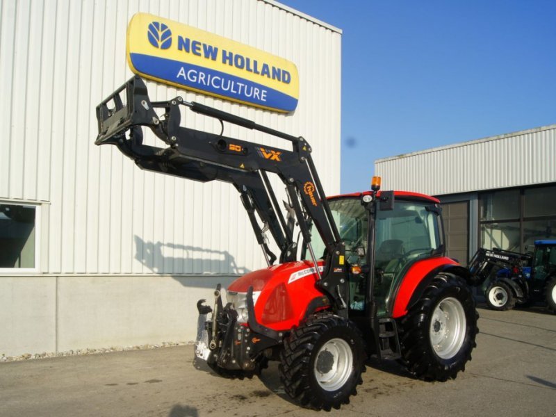 Traktor McCormick X4.35