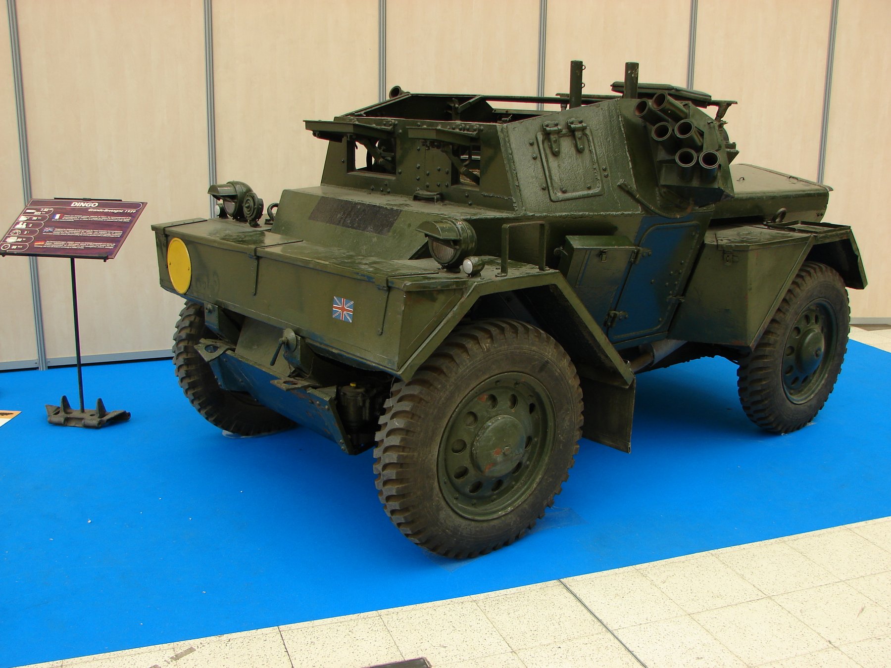 Van Daimler SCOUT CAR MKII G.B. DINGO
