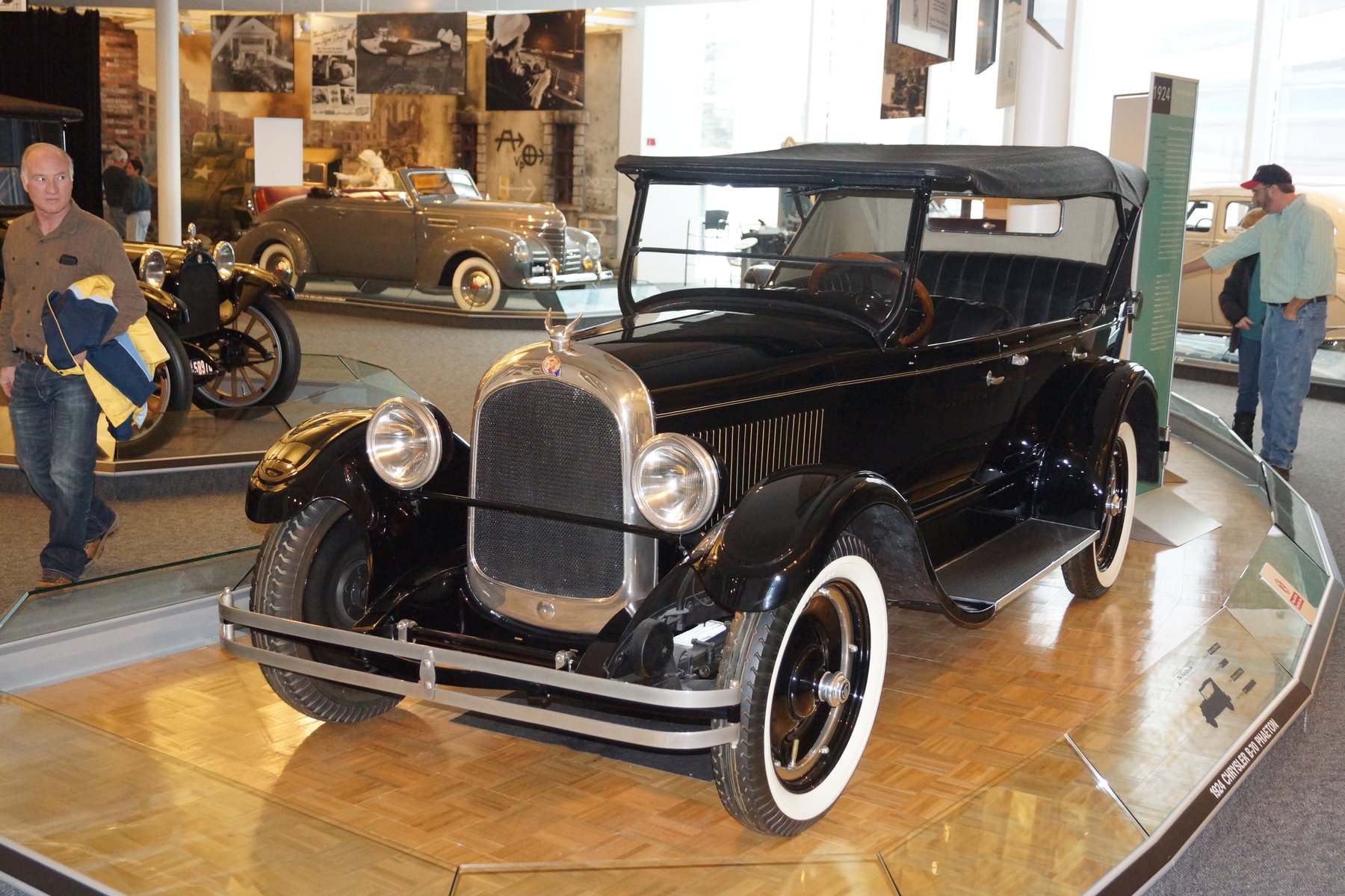 Van Chrysler B 250