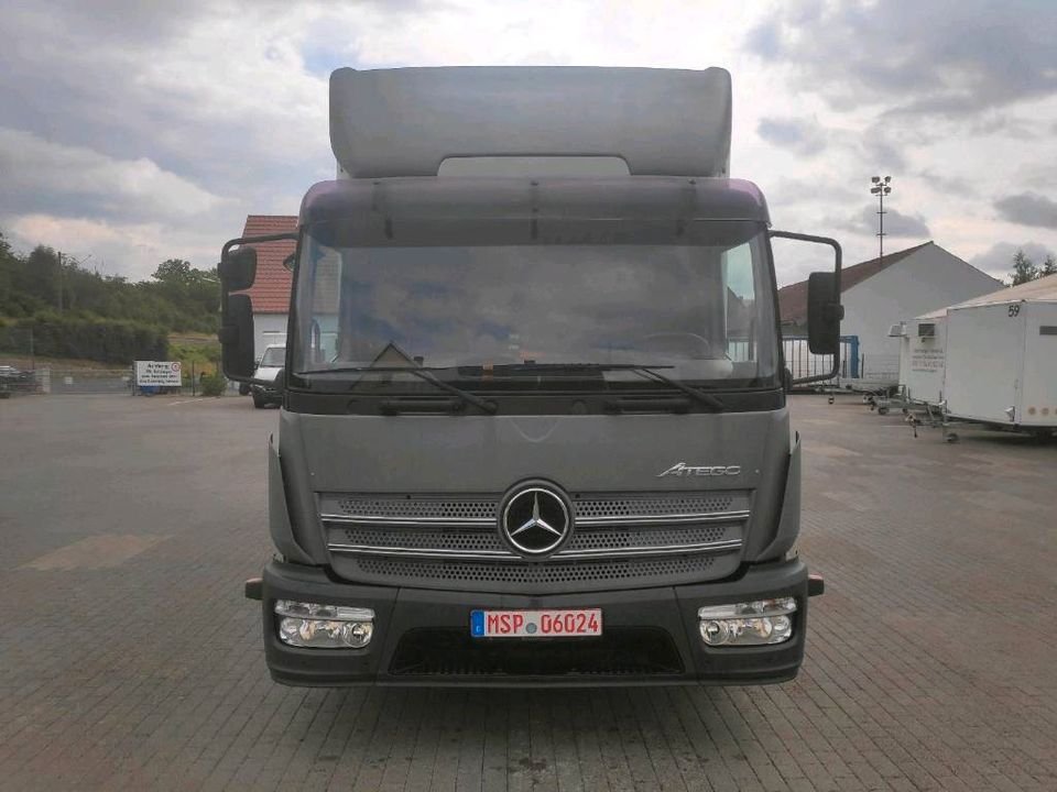 Truck Mercedes Benz 824L ATEGO