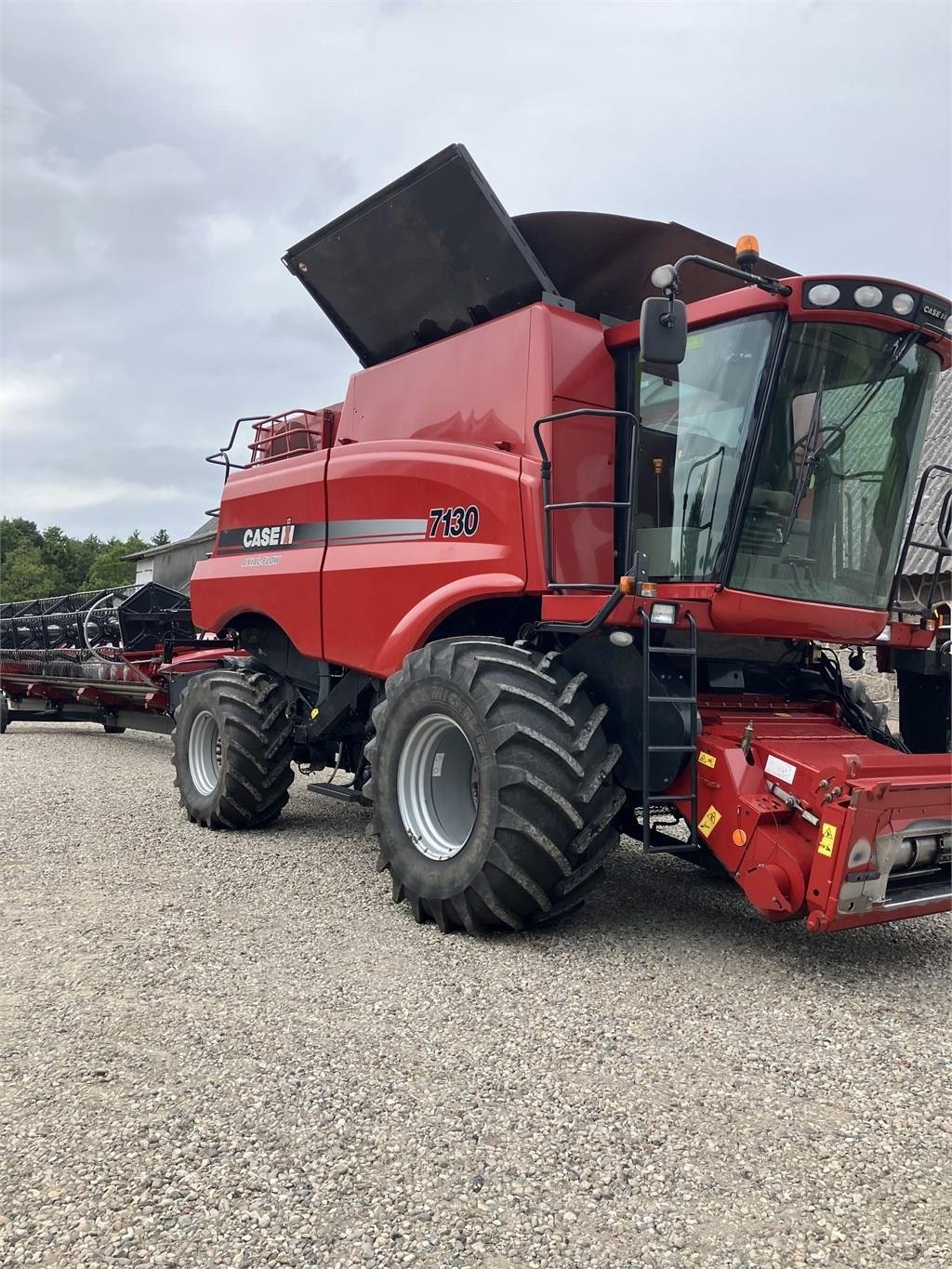 Case IH Axial Flow 7130