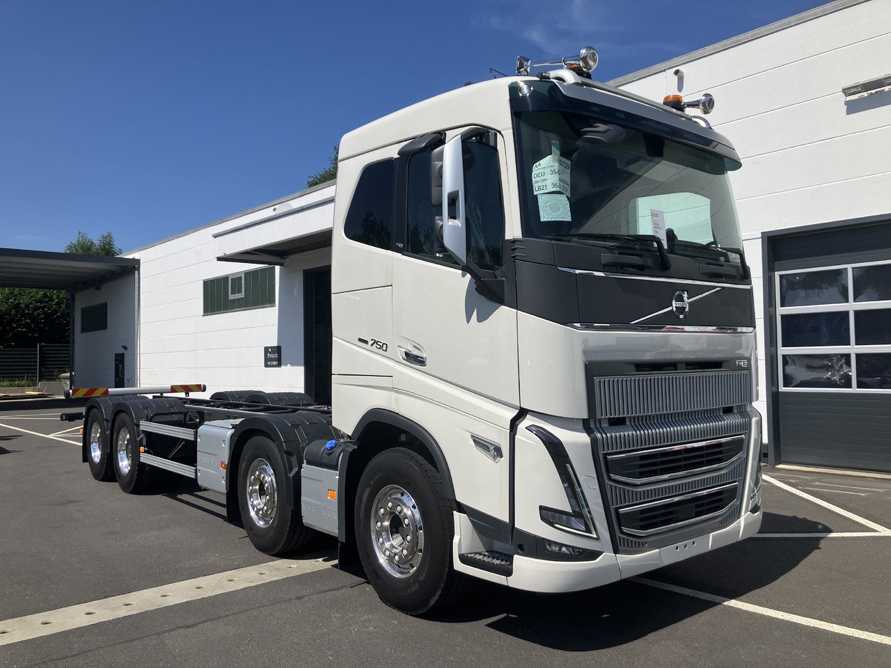 Truck Volvo FH16 750 HP 10*4 R
