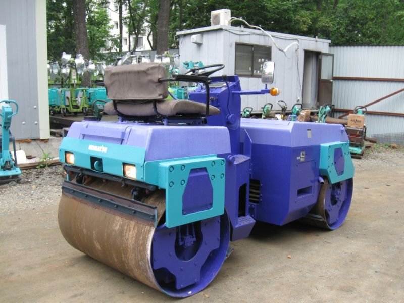 Maszyna drogowa Komatsu JV40DW-3
