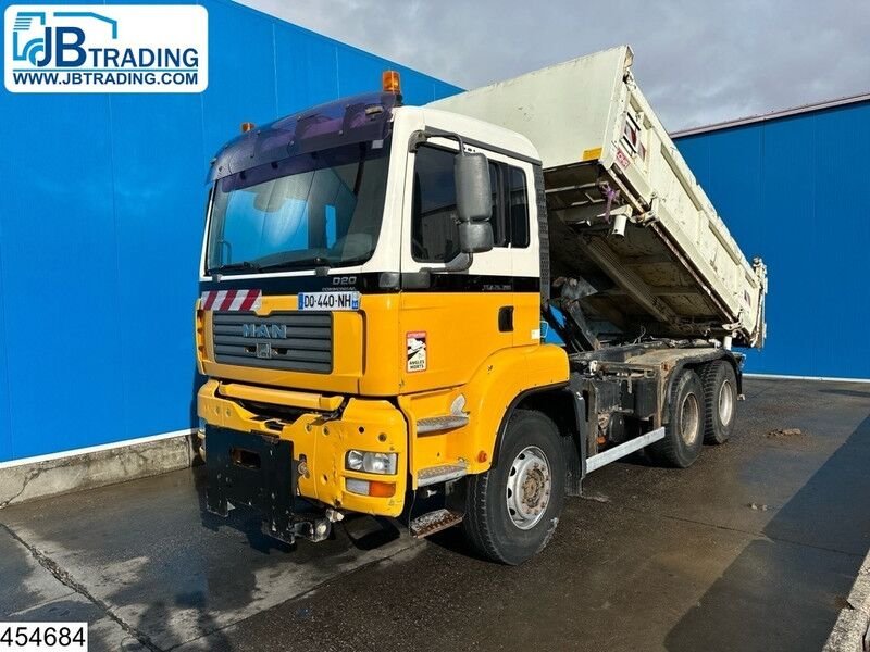 Truck MAN 28.403-6X6/410+138