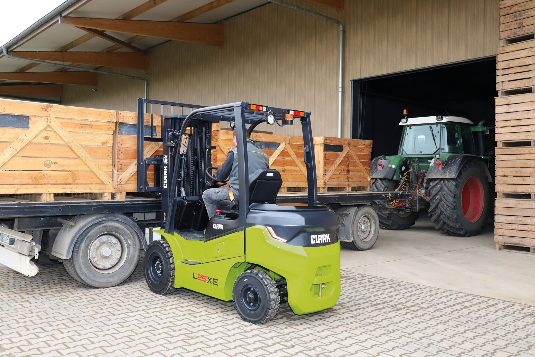 Wózki elektryczne CLARK L30XE