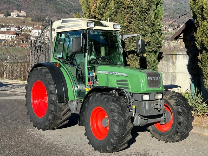 Tractor Fendt 209 S