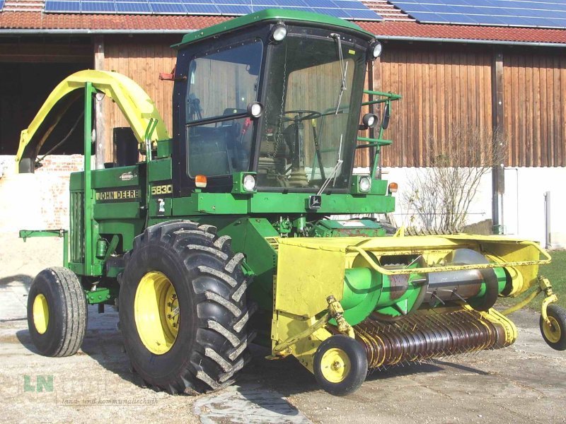 Erntemaschine John Deere 5830