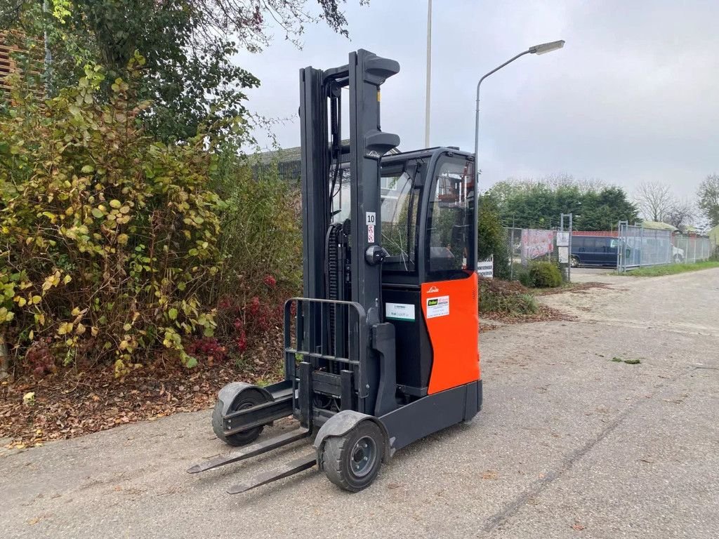 Schubmaststapler Linde R14G-1398mm