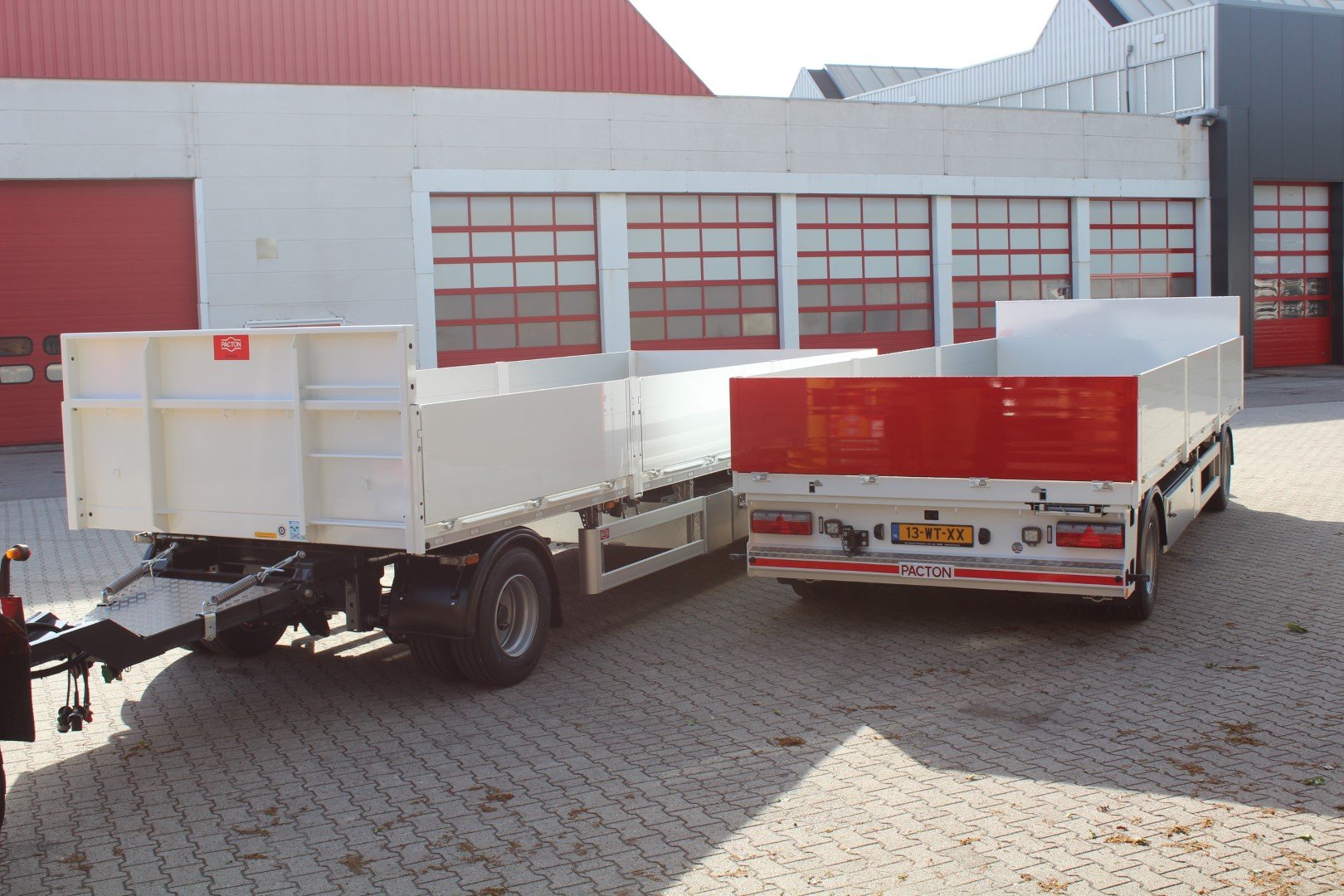 Trailer Pacton AXZ 220