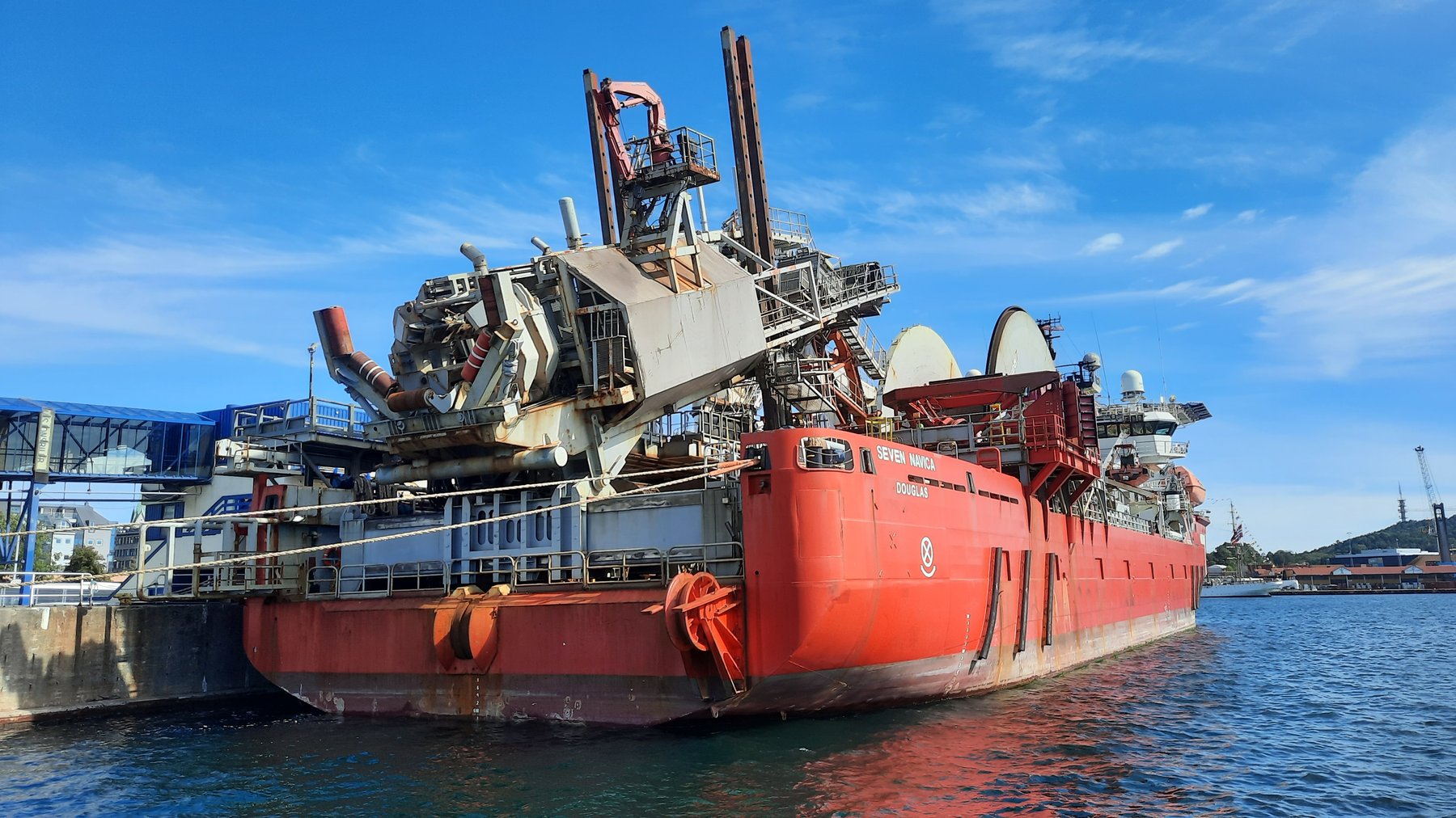 Trailer NAVICA -
