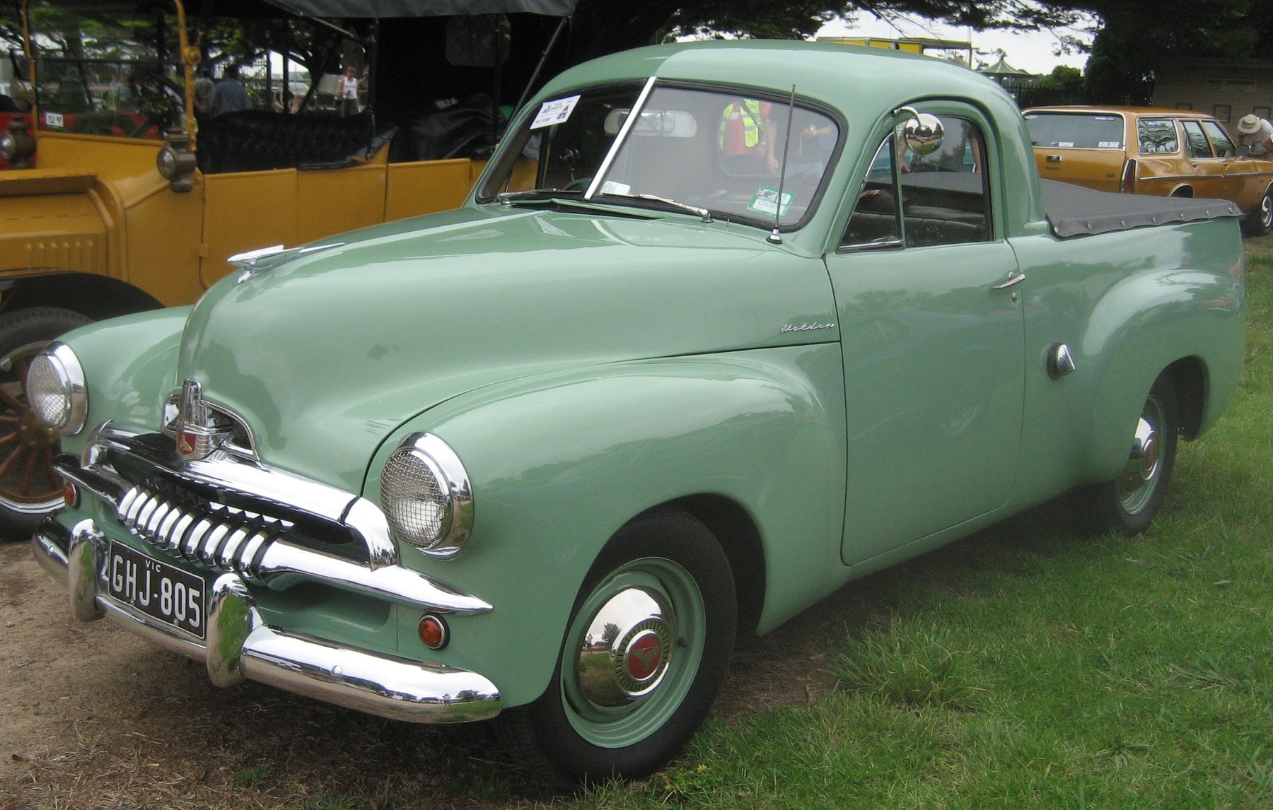 Van Holden 55 UTE
