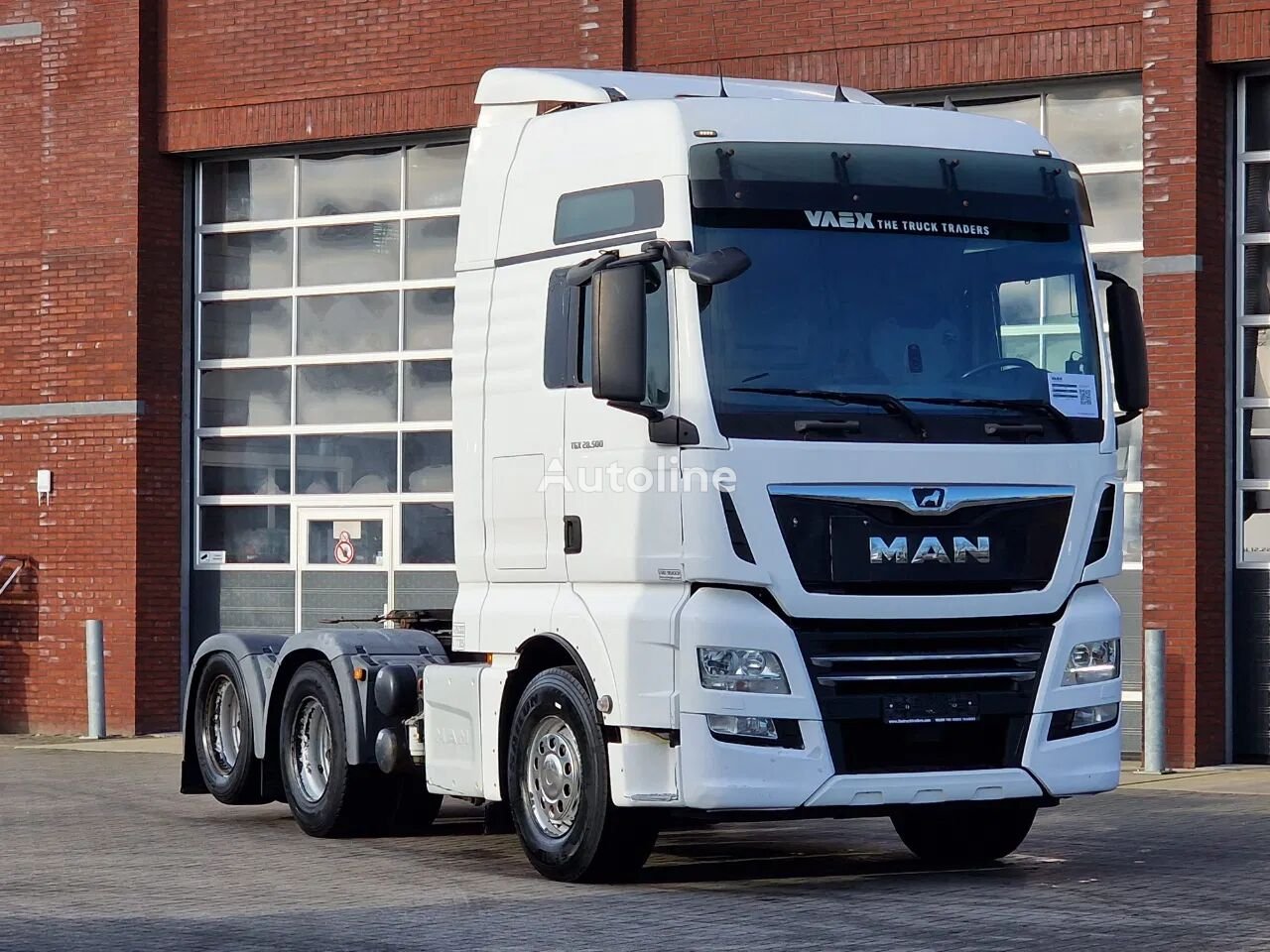 Truck MAN TGX 28.500 6x2-2 BLS/3100