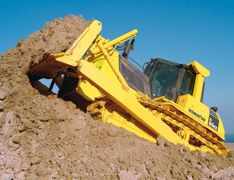 Komatsu D85PX-15