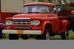 Dodge W200