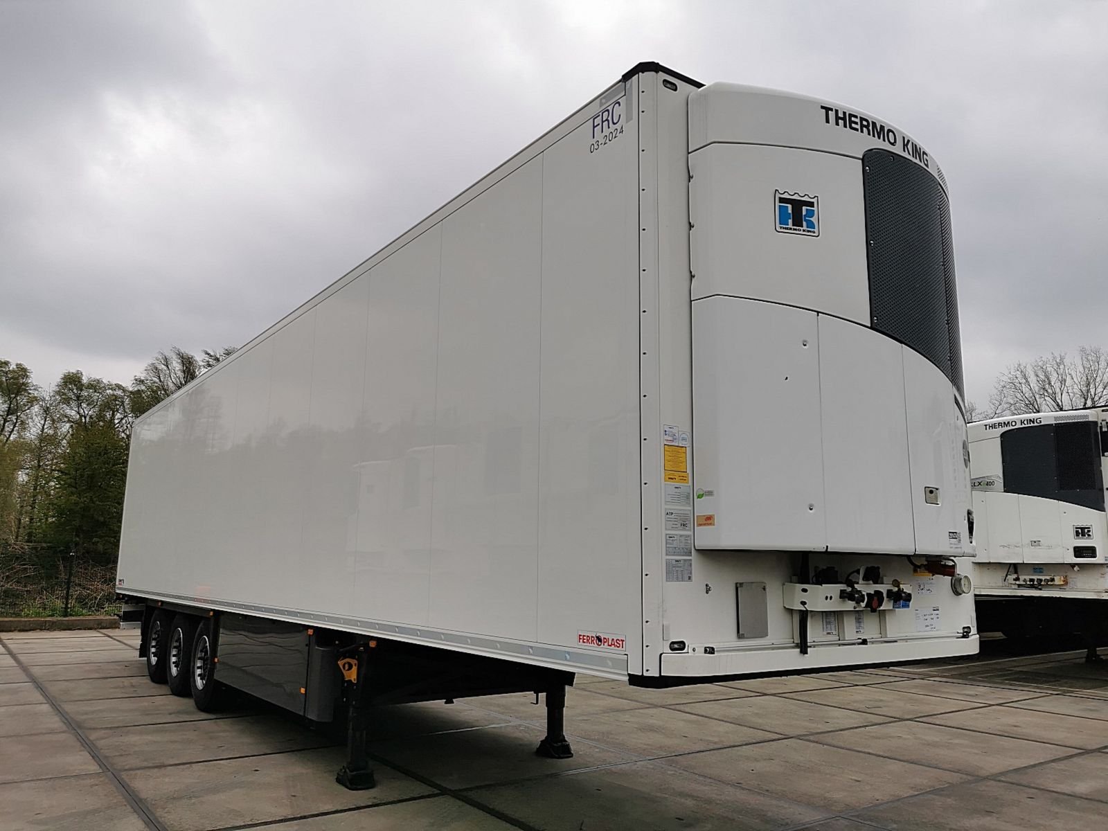 Trailer Schmitz SK024/L2ZG-13.4 FP45 COOL