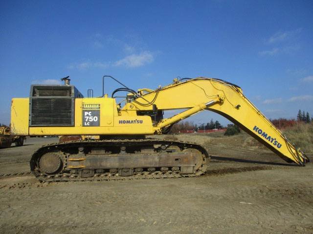 Excavator Komatsu PC750-6
