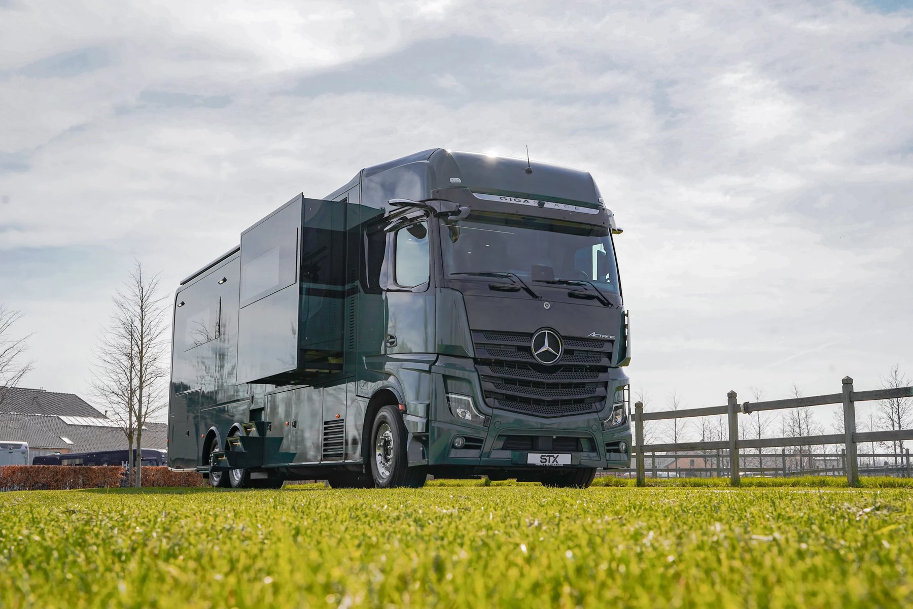 Samochód ciężarowy Stx STX ACTROS