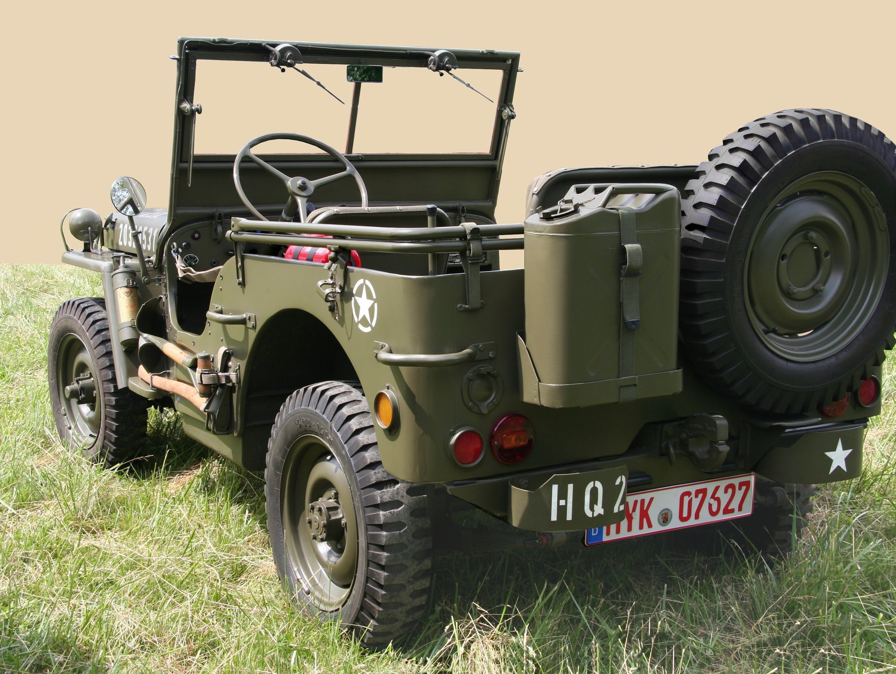 Van Willys C 12 H