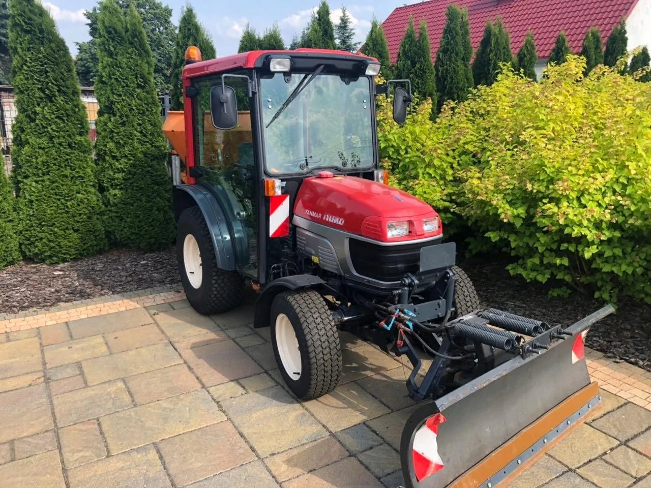 Tractor Hako HAKOTRAC2700DA