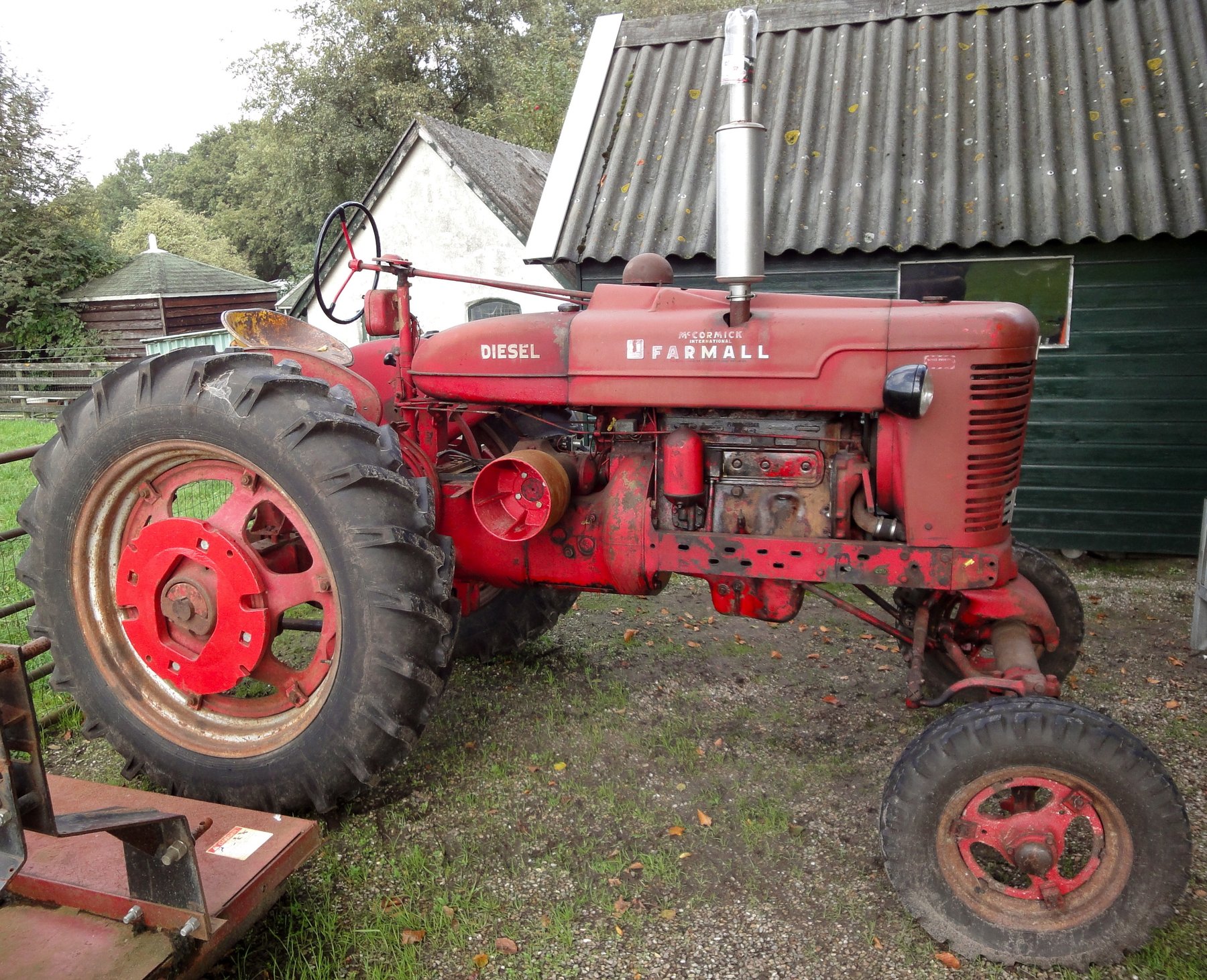 Traktor Farmall McCormick Farmall 140