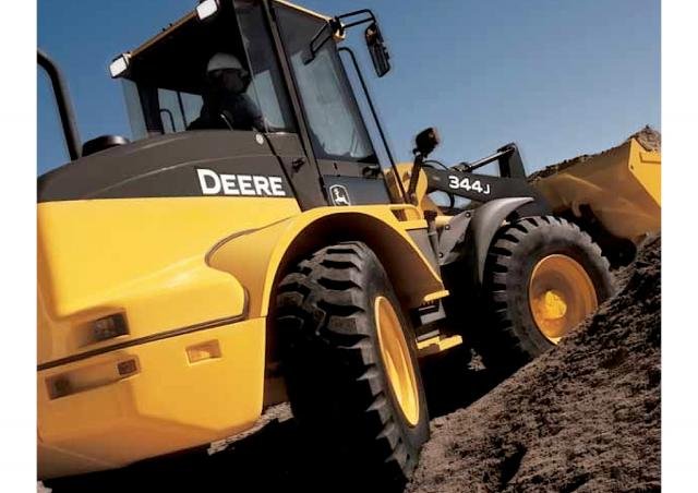 John Deere 344J
