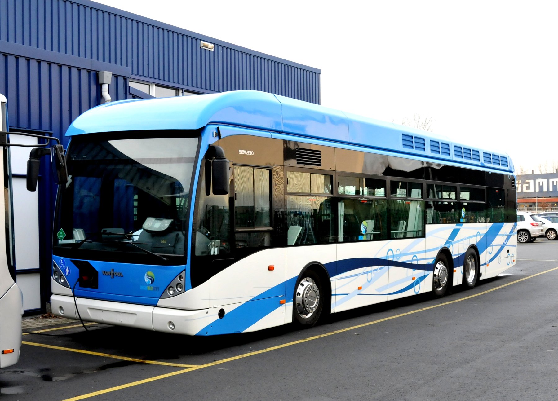 Van Hool A330