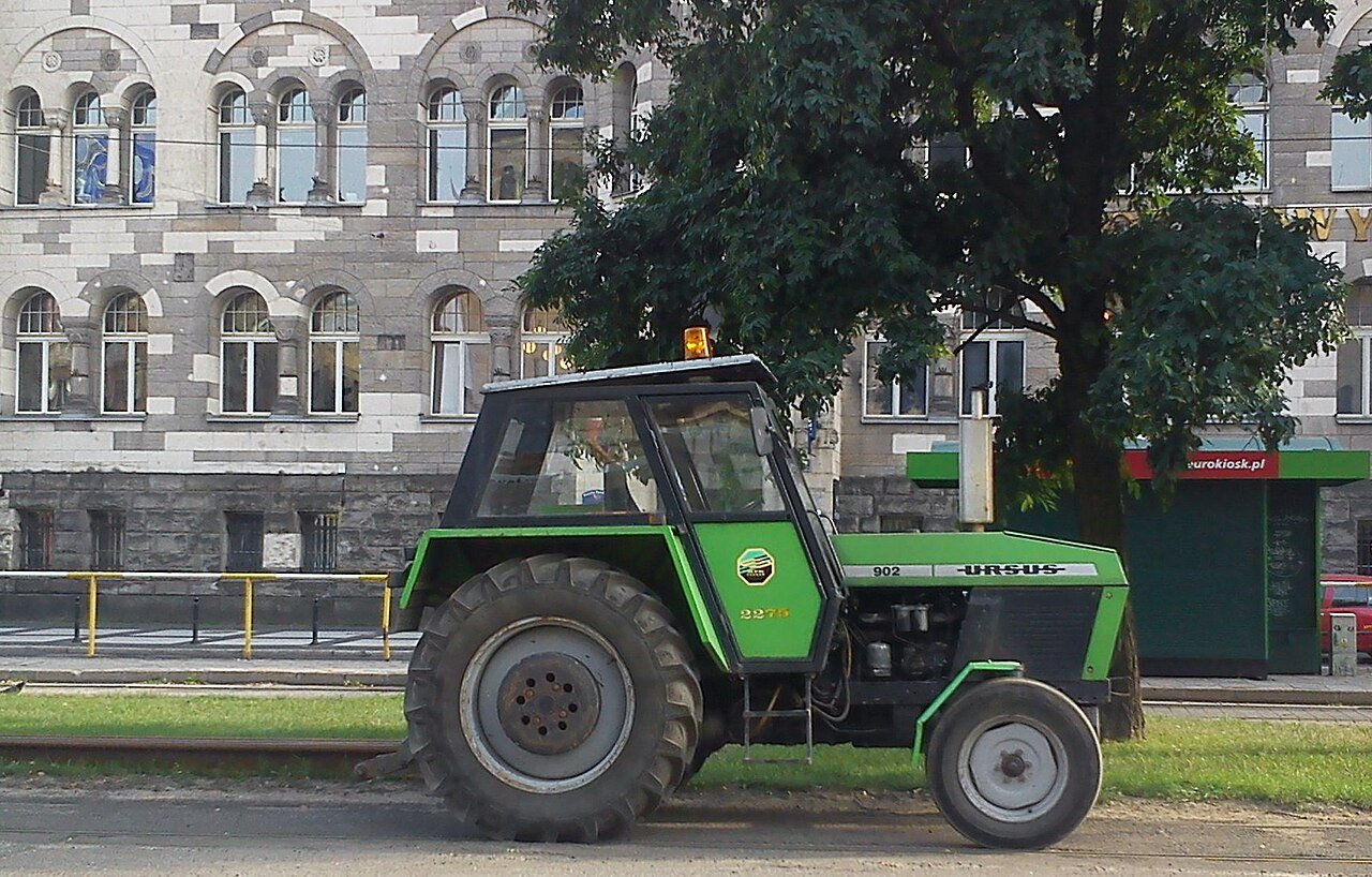 Tractor Ursus 902